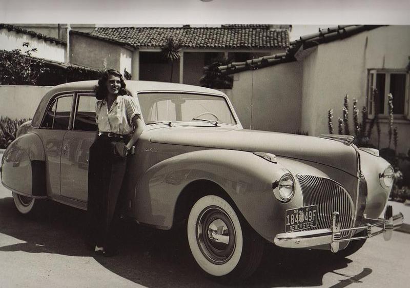 Rita-Hayworth-1941-Lincoln-Continental-00
