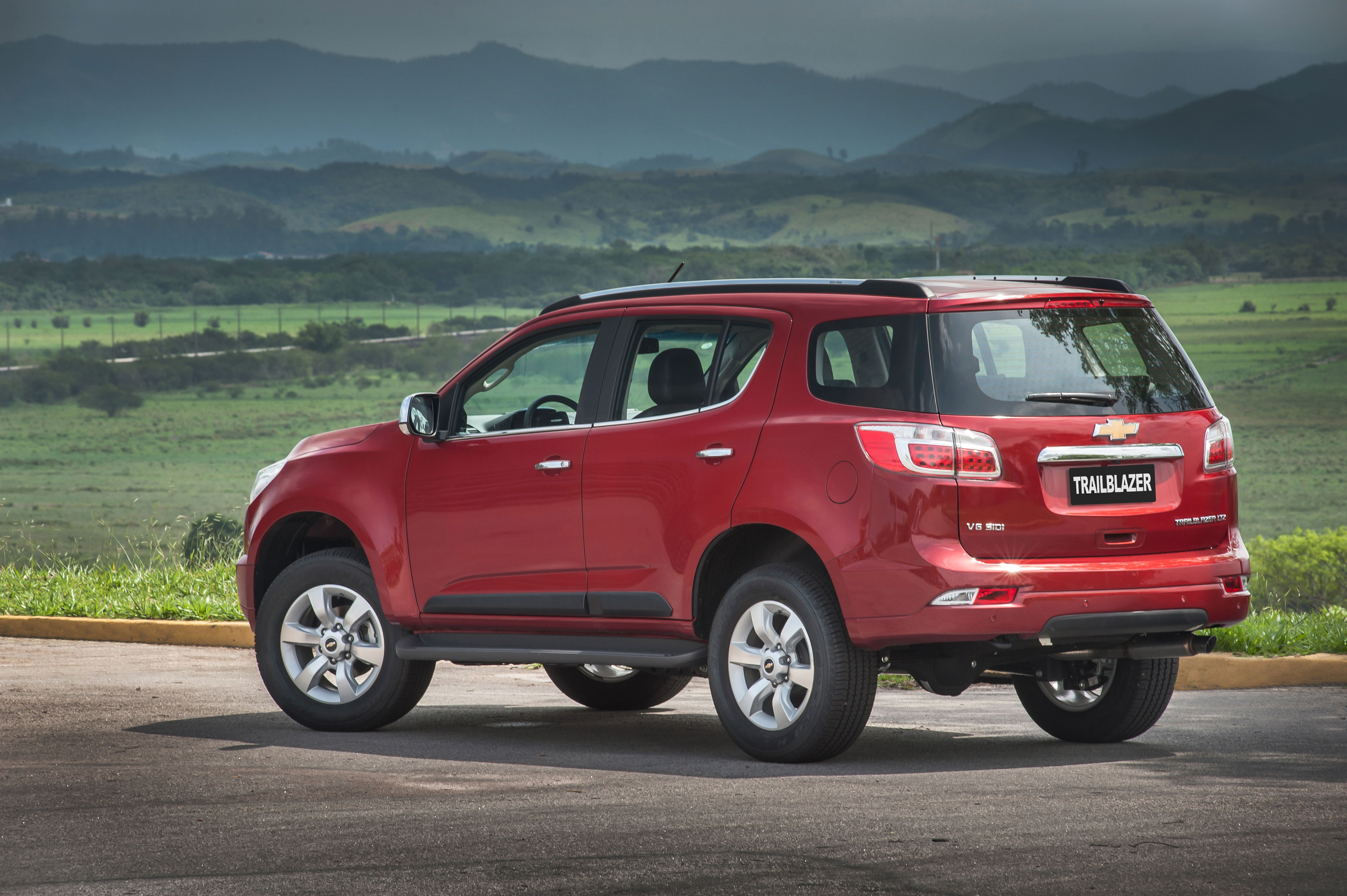 Chevrolet TrailBlazer 2015 3.6 V6 terá 277cv - Autos Segredos