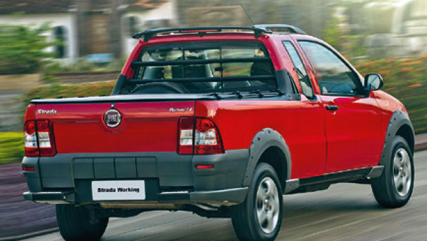 Fiat Strada 2012