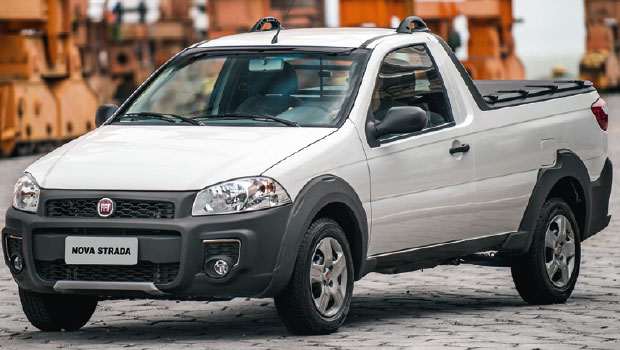 Fiat Strada 2013