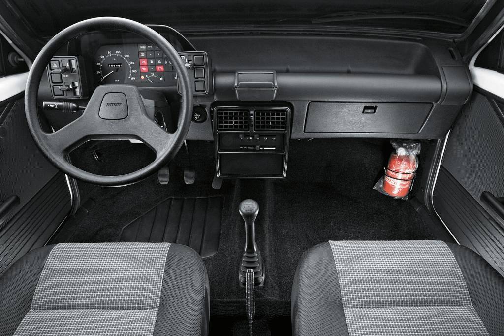 Painel (cinzeiro) do Fiat Uno Cinzeiro - Fiat Uno