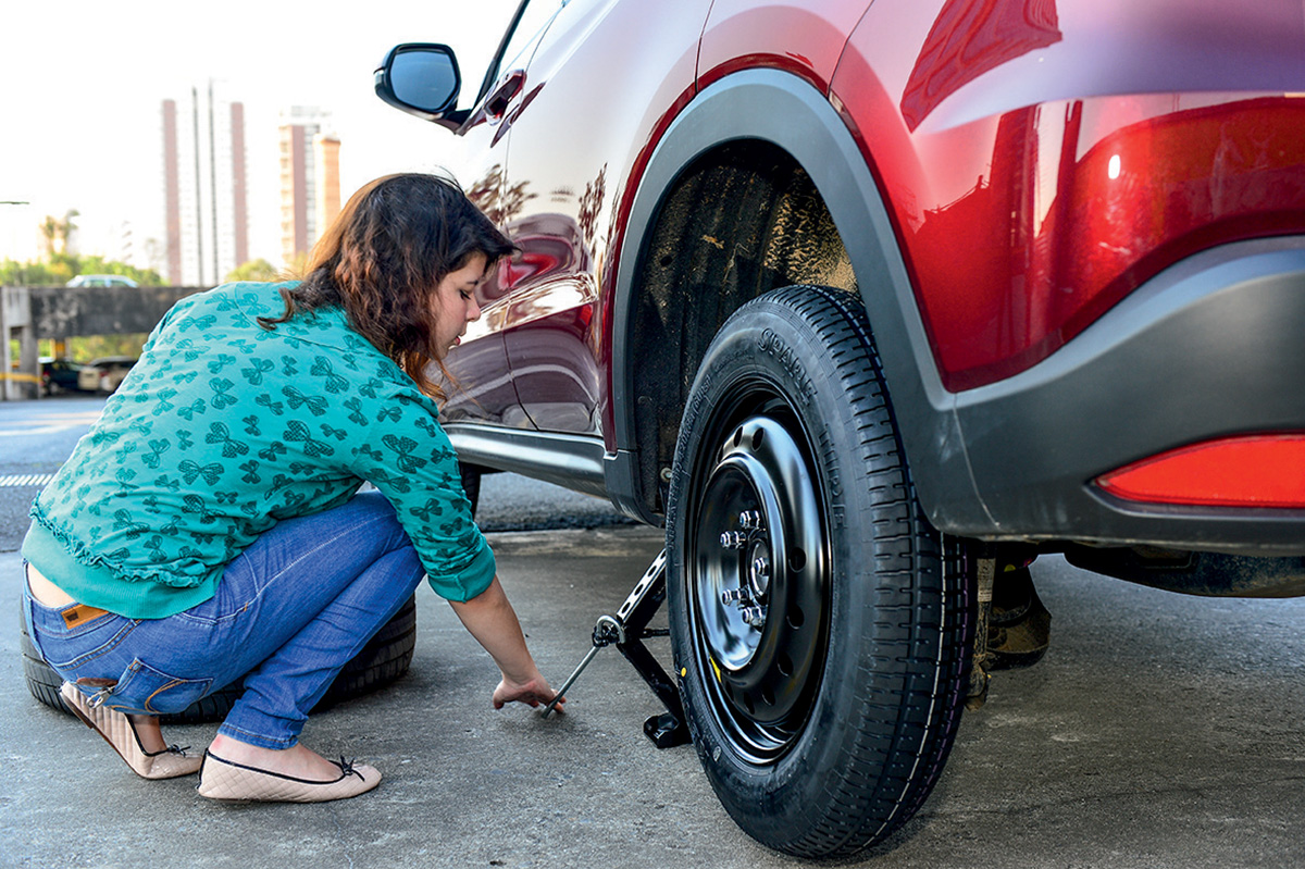 Longa Dura&ccedil;&atilde;o - M&atilde;o na roda
