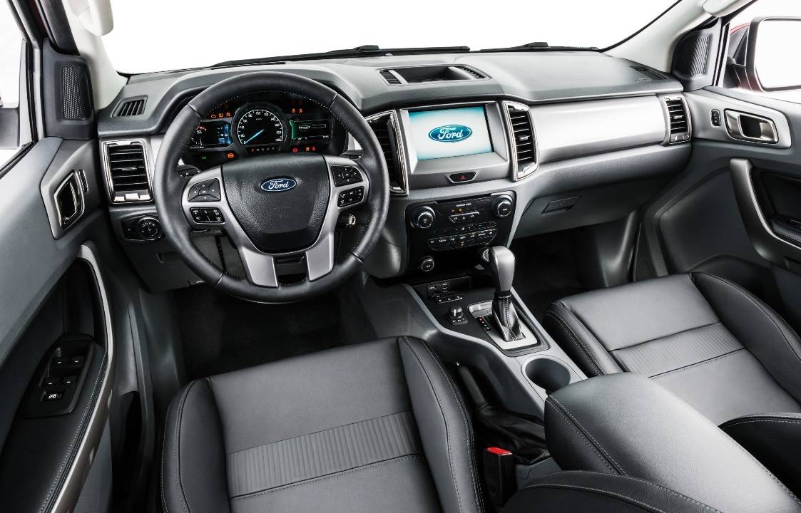 ford-ranger-2017-interior-2