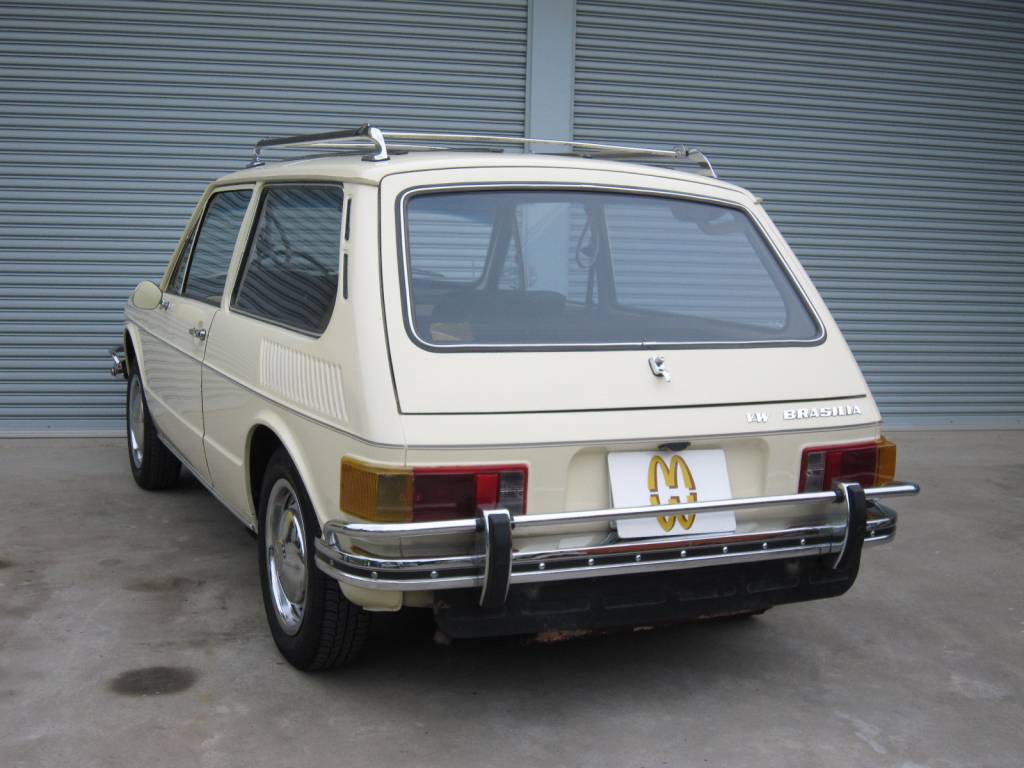 VW Brasilia 1975 2 VW Brasilia 1975 2