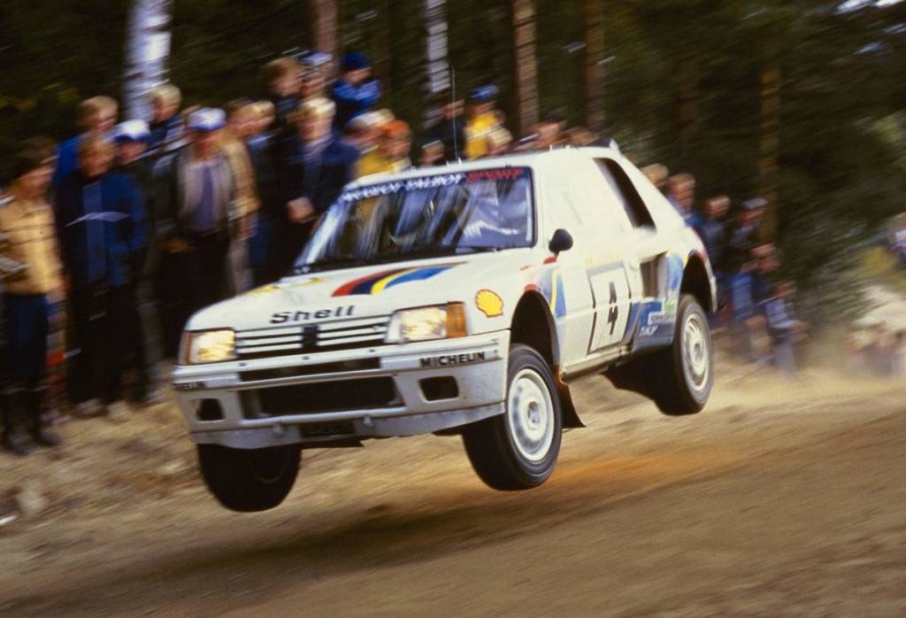 Peugeot 205 GTi T16