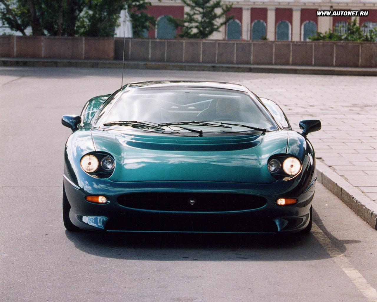 Jaguar XJ220