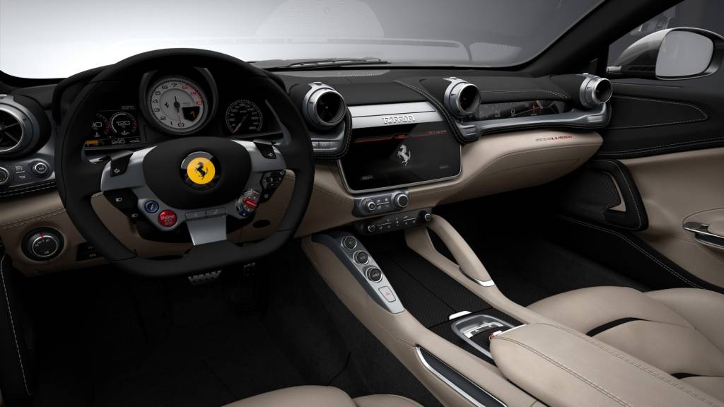 Ferrari GTC4Lusso 6