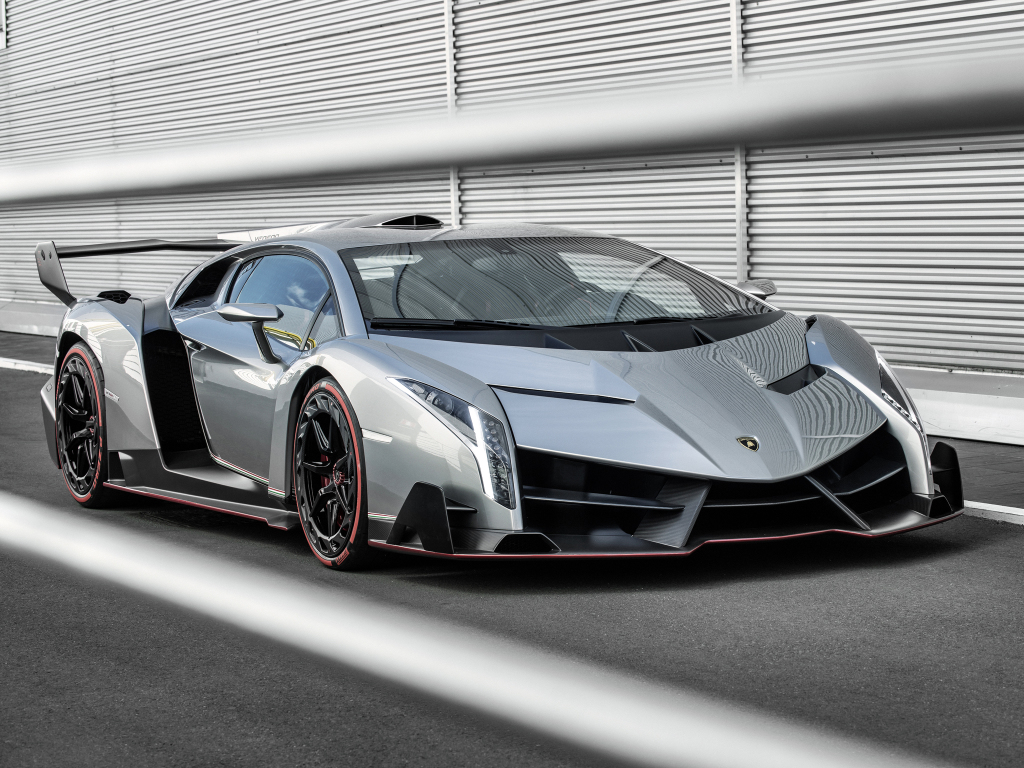 Как выглядит lamborghini veneno