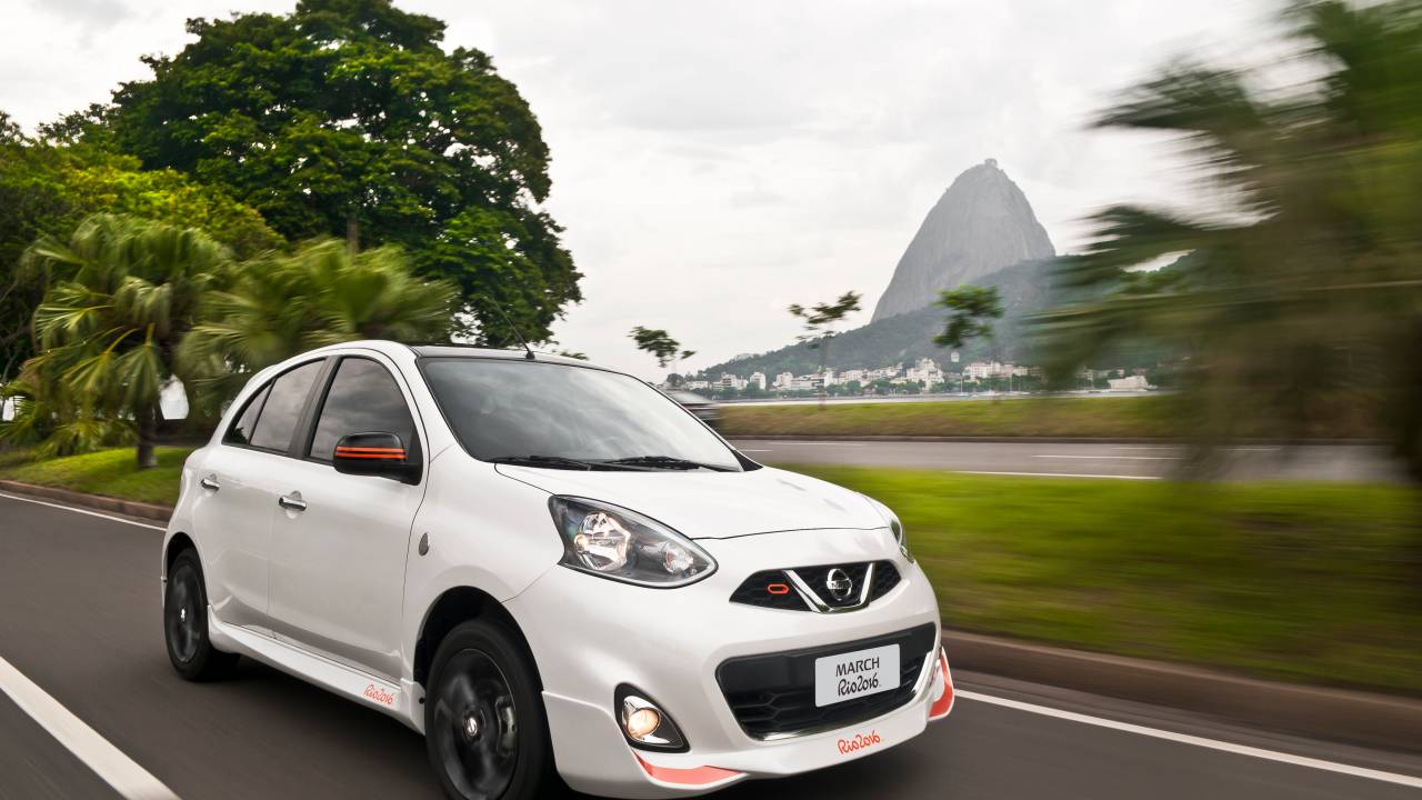 Nissan March Rio 2016