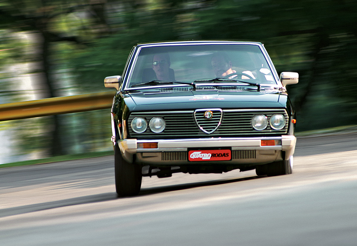 Alfa Romeo 2300 ti 4