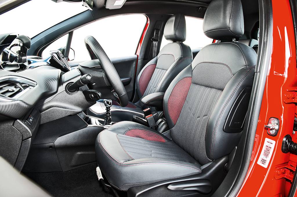 Peugeot 208 GT Peugeot 208 GT