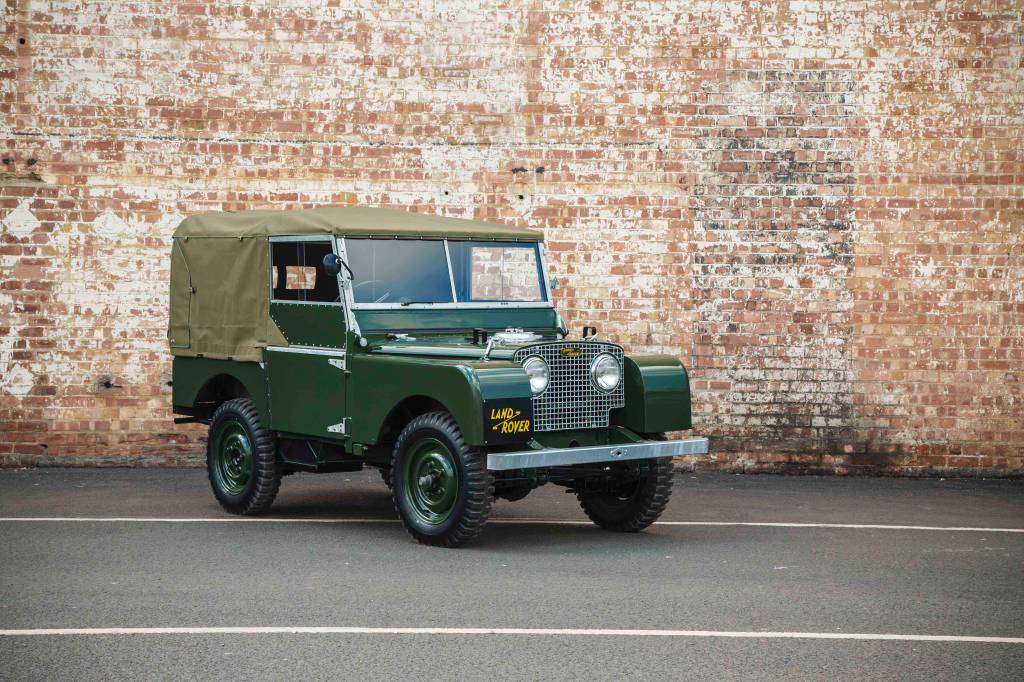 Land Rover Série 1 front Land Rover irá restaurar e vender 25 unidades do clássico Série 1
