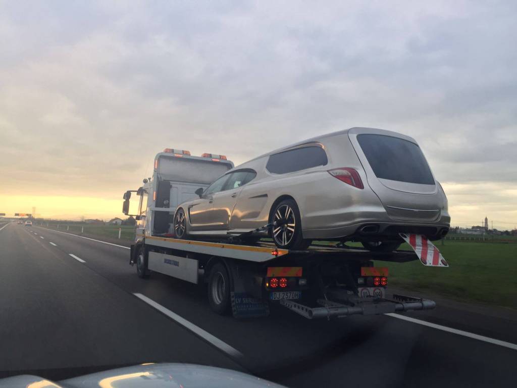 Porsche Panamera fúnebre