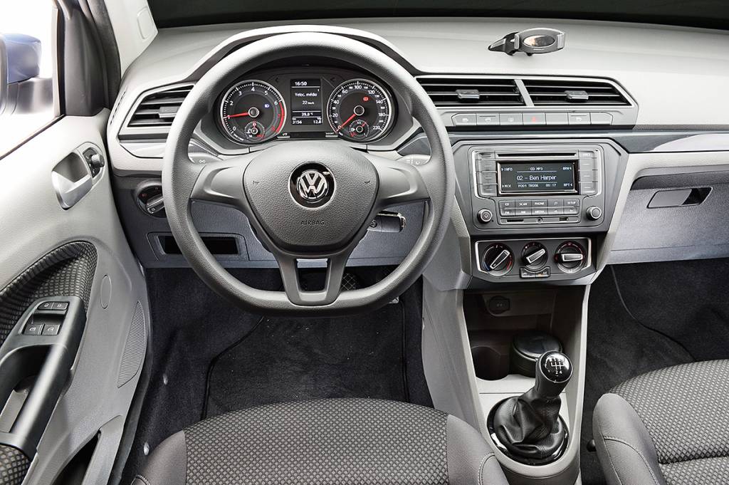 VW Voyage Comfortline 1.0
