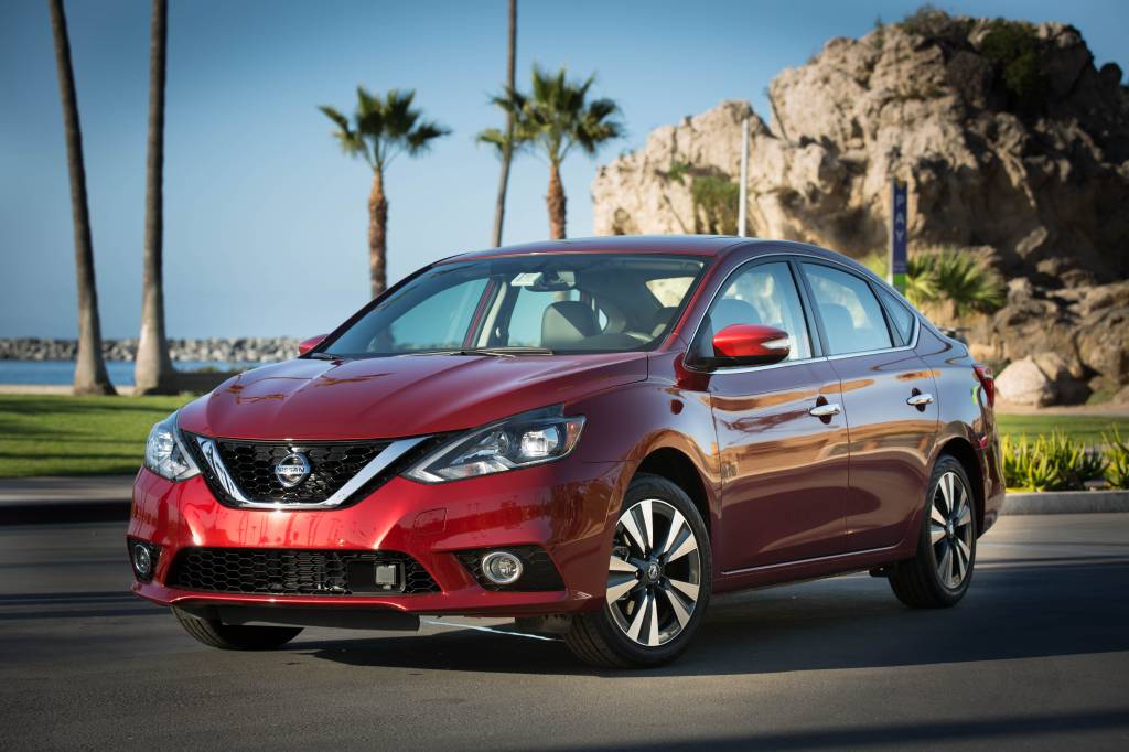 Nissan Sentra facelift 2016 (1)