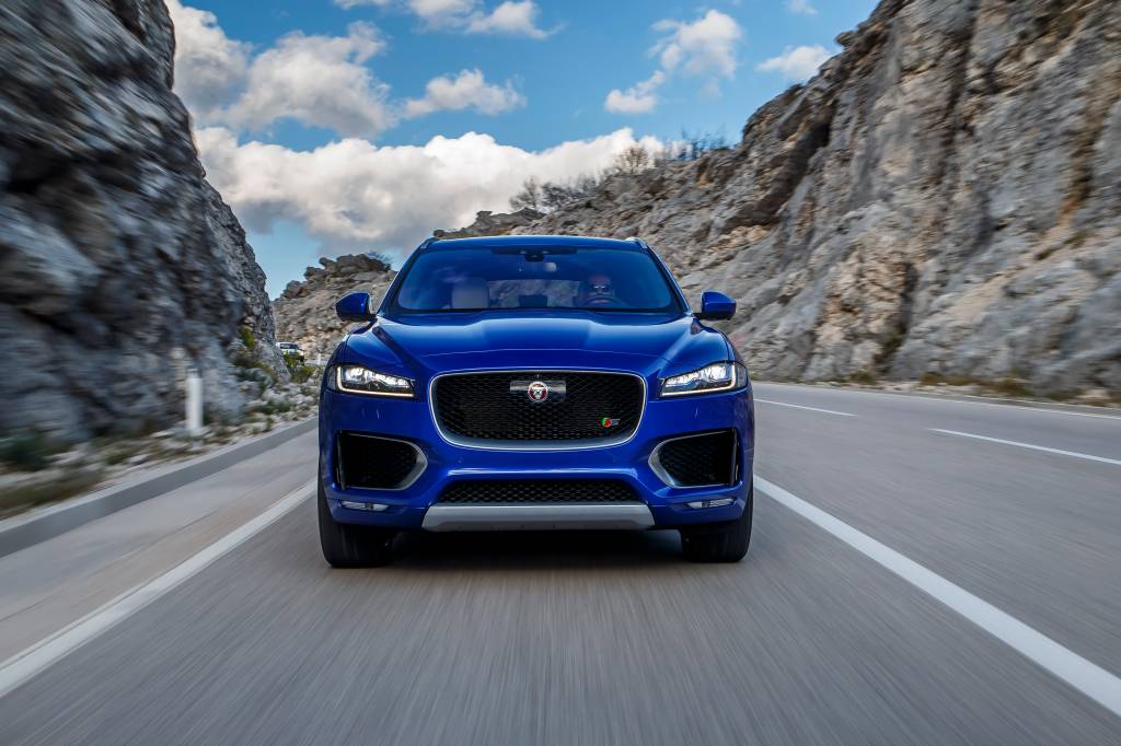 Jaguar F-Pace 3