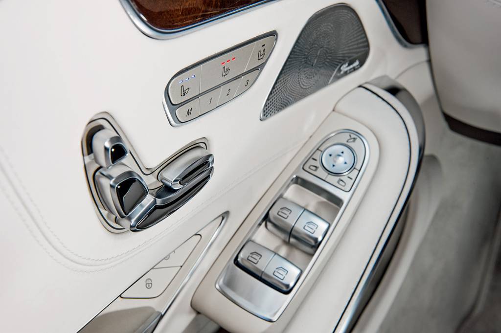 Mercedes-Benz S 63 AMG Coupé Mercedes-Benz S 63 AMG Coupé