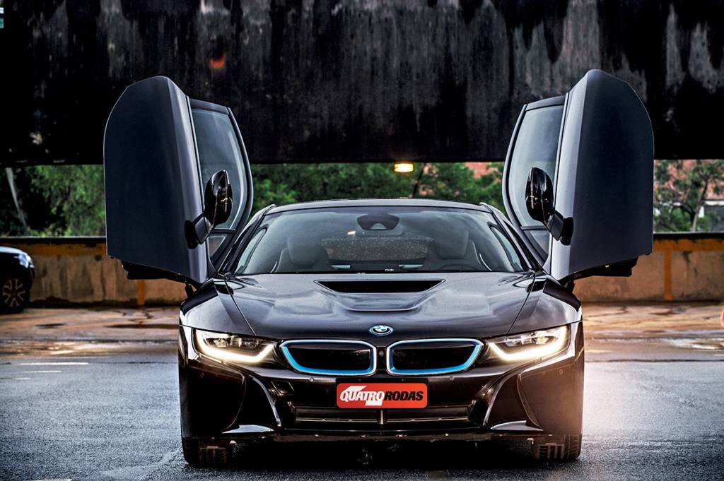 BMW i8 BMW i8: não parece, mas ele é feito na Terra