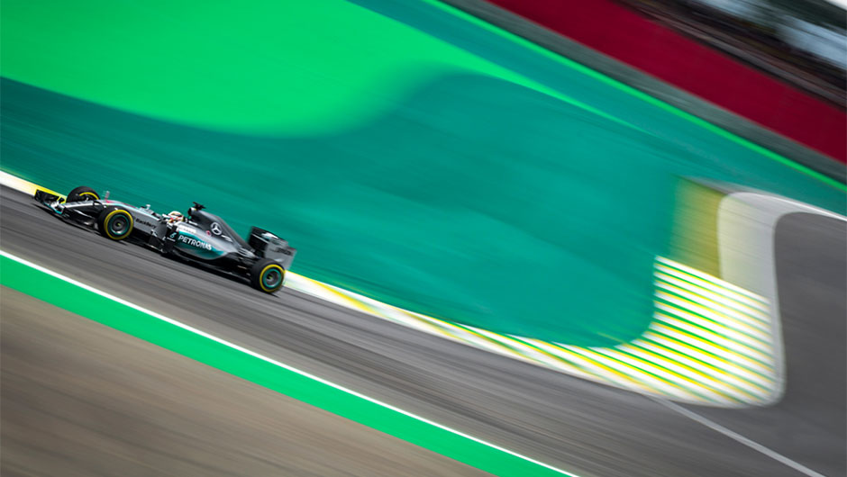 Carro da Mercedes-AMG no GP Brasil de F-1