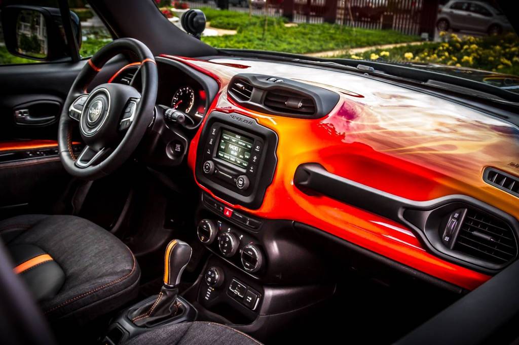 Jeep Renegade Harley (interior)