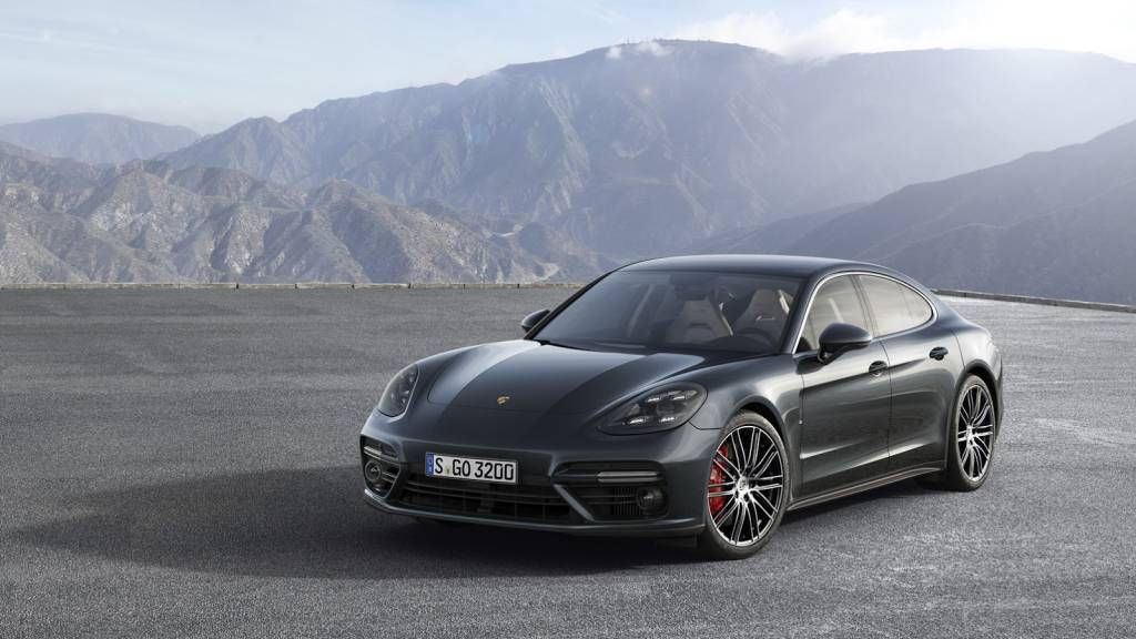 Novo Porsche Panamera 5