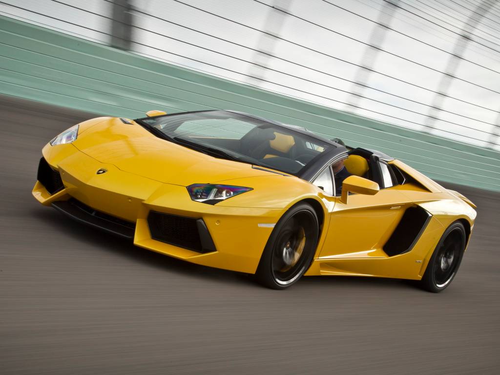 Lamborghini Aventador LP 700-4 Roadster (1)