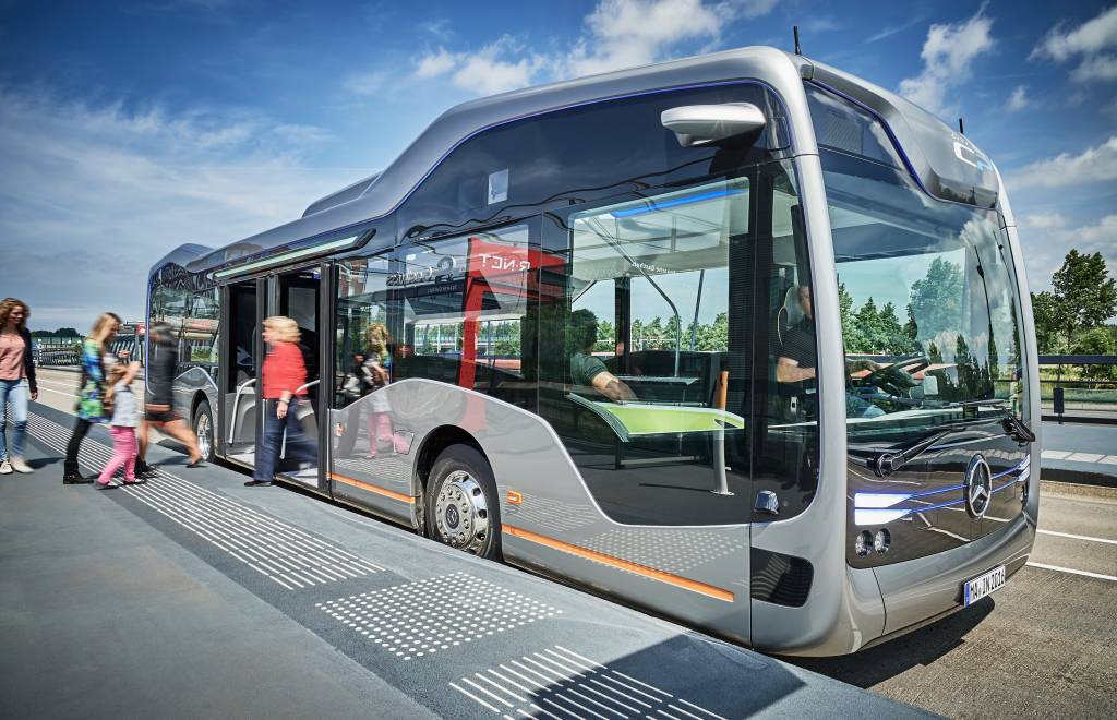 Mercedes-Benz Future Bus