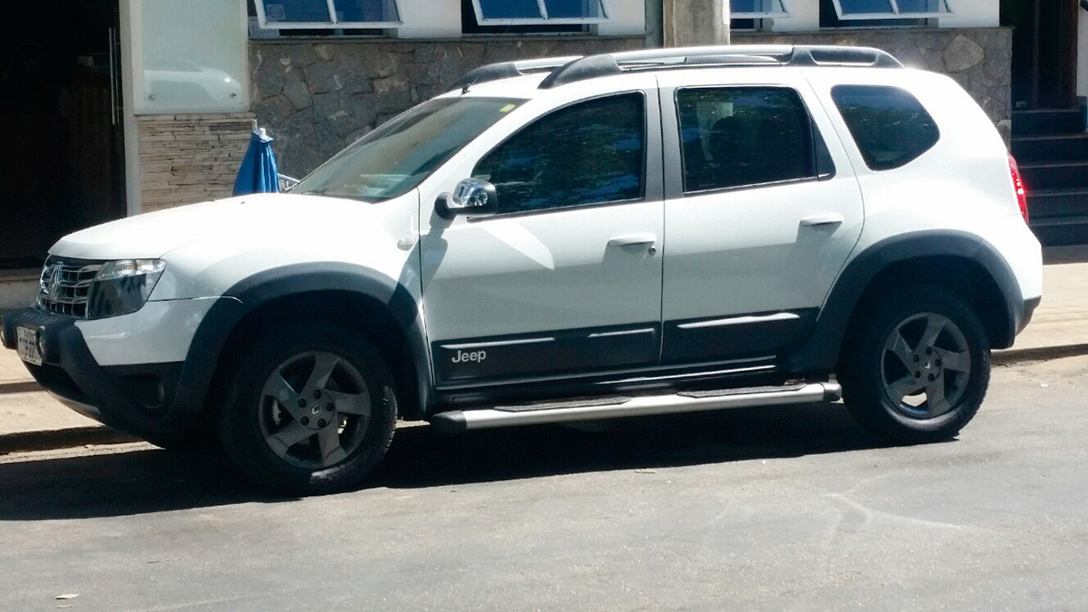 Renault Duster Jeep