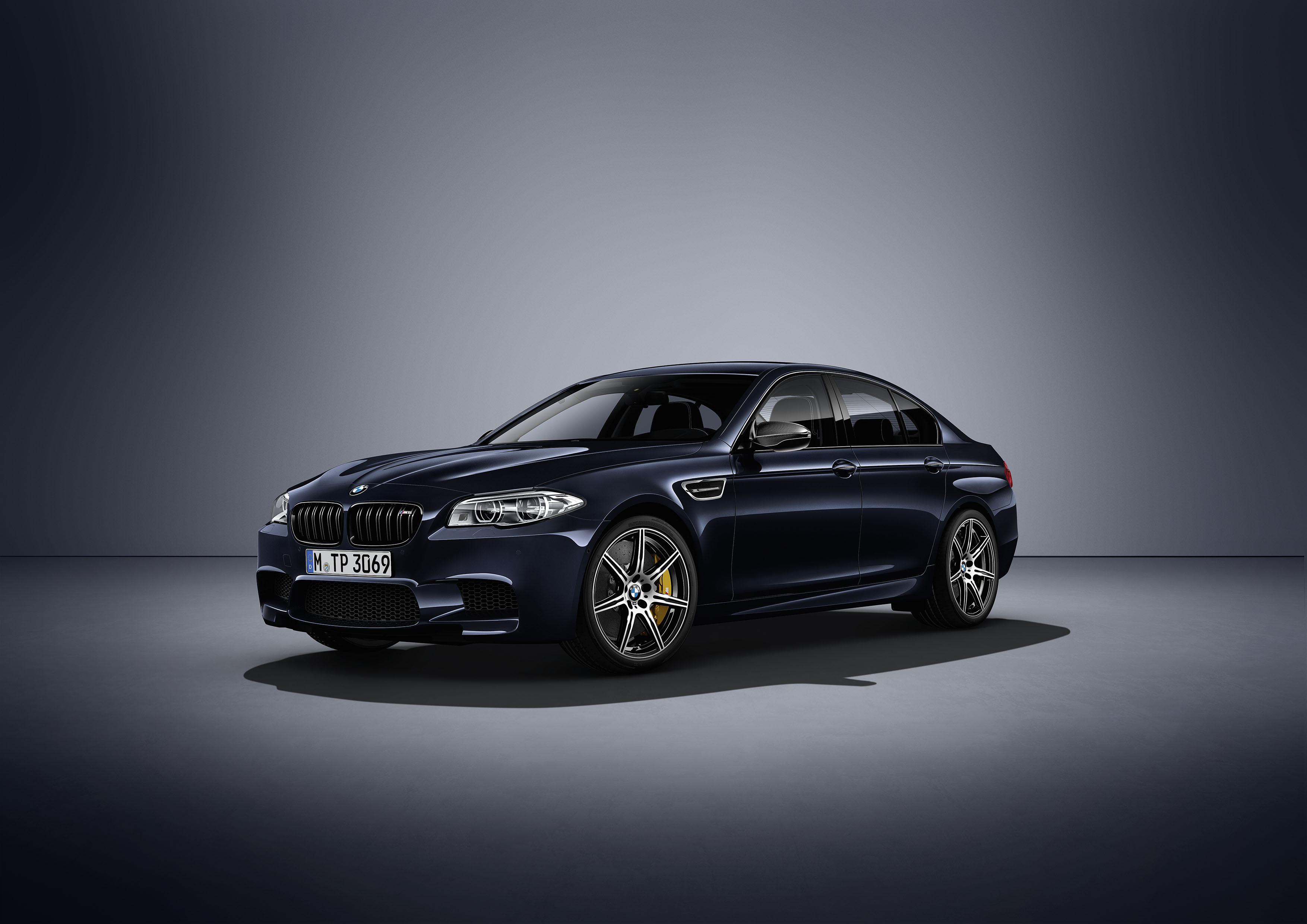 Pure Metal Silver - BMW M5 Pure Metal Silver Edition (F10