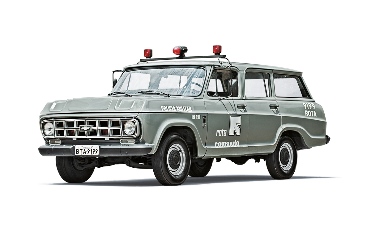 Não sabia que existia esse tipo de carro de polícia no Brasil, já viram? :  r/brasil