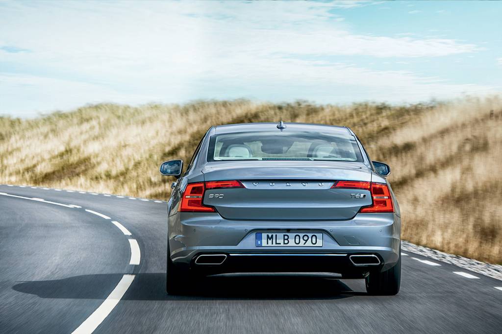 Volvo S90 T6 AWD