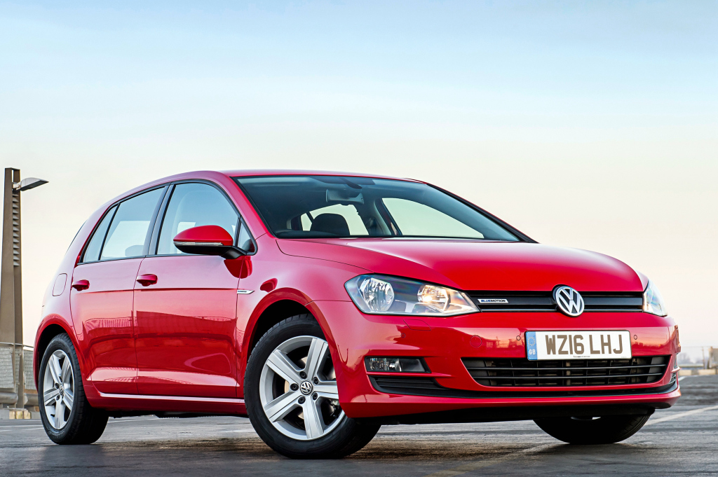 volkswagen_golf_tsi_bluemotion_5-door_29