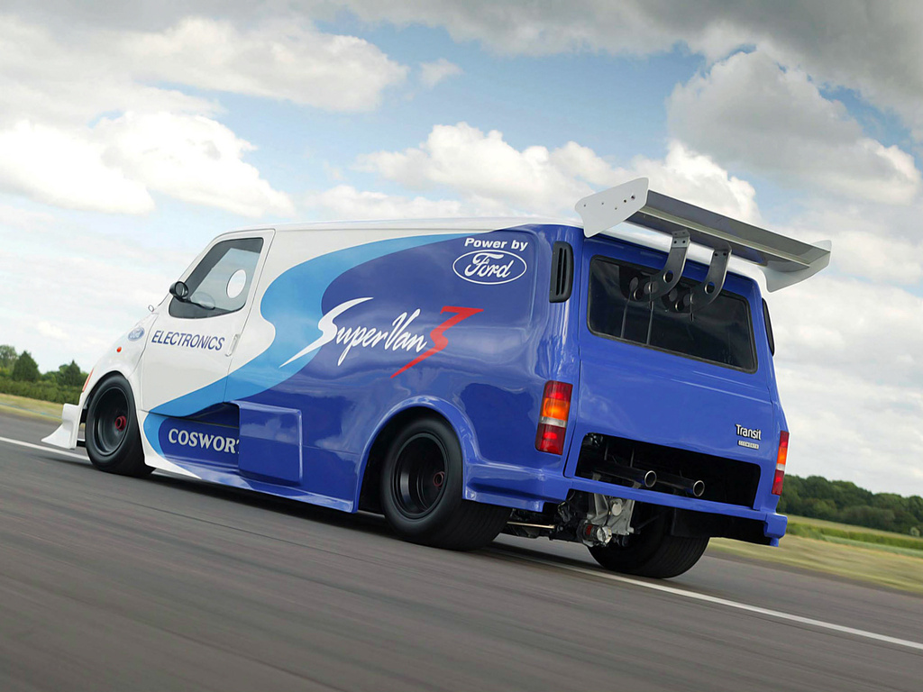 Ford Transit Supervan 3