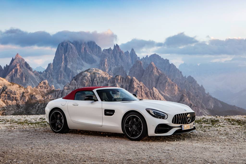 Mercedes-AMG GT Roadster Mercedes-AMG GT Roadster