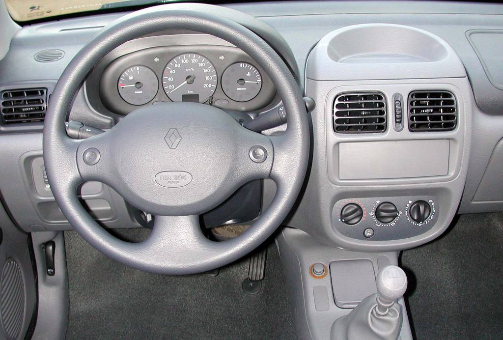 Renault Clio (5)