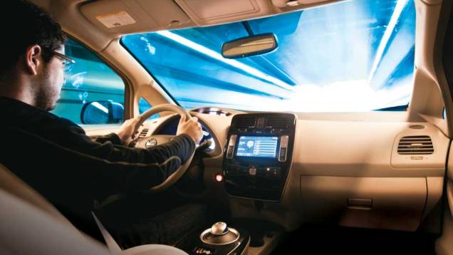 Nissan Leaf | <a href="https://quatrorodas.abril.com.br/salao-do-automovel/2012/carros/leaf-703954.shtml" rel="migration">Leia mais</a> Nissan Leaf | <a href="https://quatrorodas.abril.com.br/salao-do-automovel/2012/carros/leaf-703954.shtml" rel="migration">Leia mais</a>
