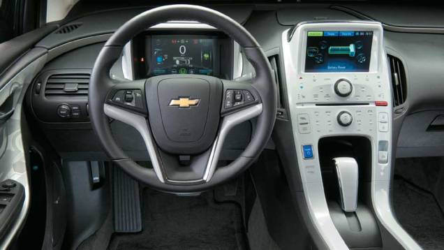 Encarando o futuro: só o volante é convencional | <a href="https://quatrorodas.abril.com.br/carros/chevrolet-volt-637764.shtml" rel="migration">Leia mais</a>