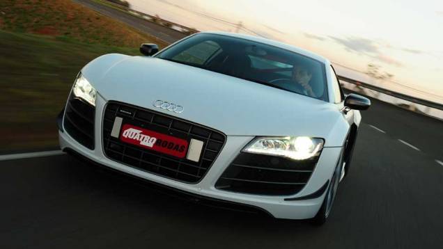 <a href="https://quatrorodas.abril.com.br/carros/testes/aud-r8-gt-641441.shtml" rel="migration">Leia mais</a> <a href="https://quatrorodas.abril.com.br/carros/testes/aud-r8-gt-641441.shtml" rel="migration">Leia mais</a>
