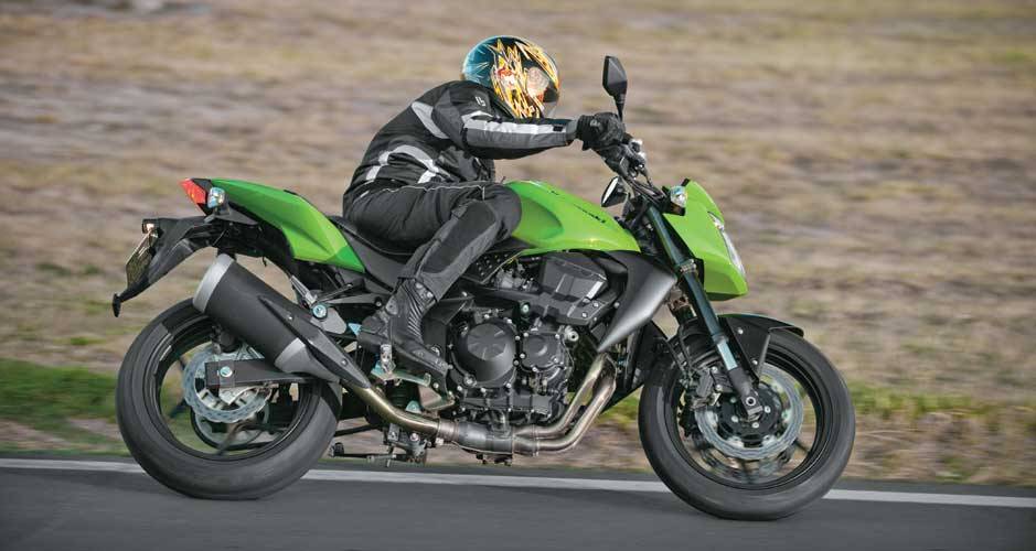 O design da Z750 ainda &eacute; mais atual qua o da Hornet