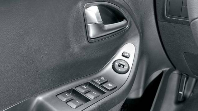 ...e trio elétrico são de série | <a href="https://quatrorodas.abril.com.br/carros/testes/kia-picanto-1-0-flex-641510.shtml" rel="migration">Leia mais</a> ...e trio elétrico são de série | <a href="https://quatrorodas.abril.com.br/carros/testes/kia-picanto-1-0-flex-641510.shtml" rel="migration">Leia mais</a>