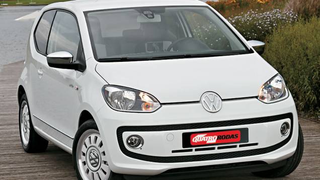 Em vez da tradicional grade, ele tem moldura vazada contornando o para-choque | <a href="https://quatrorodas.abril.com.br/carros/impressoes/volkswagen-up-643008.shtml" rel="migration">Leia mais</a> | <a href="https://quatrorodas.abril.com.br/noticias/fabricantes/conheca-ve" rel="migration"></a>