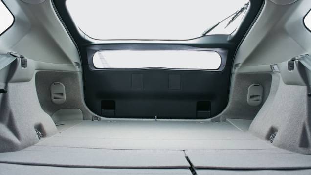 Dois vidros traseiros: solução original | <a href="https://quatrorodas.abril.com.br/salao-do-automovel/2012/carros/prius-703953.shtml" rel="migration">Leia mais</a> Dois vidros traseiros: solução original | <a href="https://quatrorodas.abril.com.br/salao-do-automovel/2012/carros/prius-703953.shtml" rel="migration">Leia mais</a>