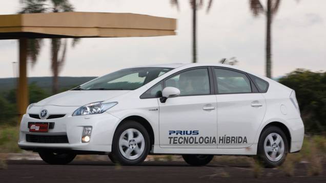 Toyota Prius | <a href="https://quatrorodas.abril.com.br/salao-do-automovel/2012/carros/prius-703953.shtml" rel="migration">Leia mais</a> Toyota Prius | <a href="https://quatrorodas.abril.com.br/salao-do-automovel/2012/carros/prius-703953.shtml" rel="migration">Leia mais</a>