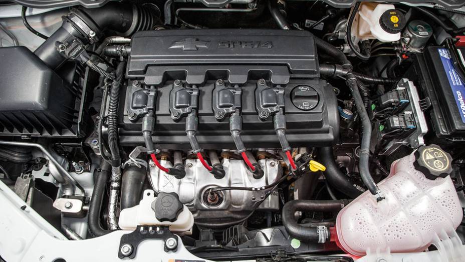 Motor 1.4 SPE/4 é mais potente que o Econo.Flex | <a href="https://quatrorodas.abril.com.br/carros/testes/chevrolet-onix-725300.shtml" rel="migration">Leia mais</a>