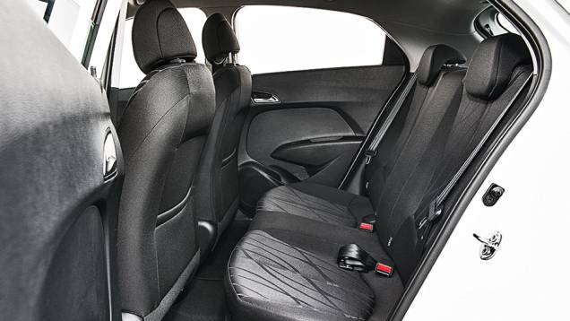 ...que o consumidor verá nas lojas | <a href="https://quatrorodas.abril.com.br/carros/comparativos/hatches-compactos-729449.shtml" rel="migration">Leia mais</a> ...que o consumidor verá nas lojas | <a href="https://quatrorodas.abril.com.br/carros/comparativos/hatches-compactos-729449.shtml" rel="migration">Leia mais</a>