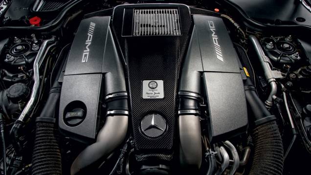 Novo motor V8 5.5 turbinado tem potência de 564 cv | <a href="https://quatrorodas.abril.com.br/carros/testes/mercedes-benz-sl-63-amg-735712.shtml" rel="migration">Leia mais</a> Novo motor V8 5.5 turbinado tem potência de 564 cv | <a href="https://quatrorodas.abril.com.br/carros/testes/mercedes-benz-sl-63-amg-735712.shtml" rel="migration">Leia mais</a>
