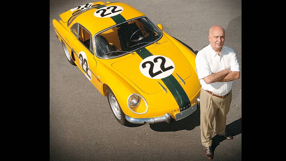 As hist&oacute;rias de Bird Clemente, primeiro piloto profissional do Brasil e mestre em desafiar os limites do carro e do cron&ocirc;metro | <a href="https://quatrorodas.abril.com.br/reportagens/classicos/bird-clemente-homem-tempo-740103.shtml" rel="migration">Leia mais</a>