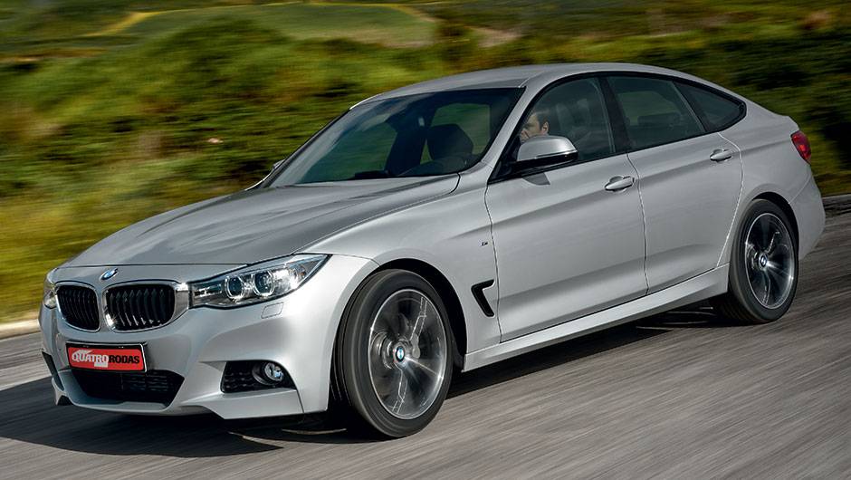 Vinco e linha de cintura altos disfar&ccedil;am o teto mais elevado | <a href="https://quatrorodas.abril.com.br/carros/impressoes/bmw-335i-gt-740953.shtml" rel="migration">Leia mais</a>
