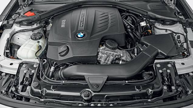 Seis-em-linha de 306 cv | <a href="https://quatrorodas.abril.com.br/carros/impressoes/bmw-335i-gt-740953.shtml" rel="migration">Leia mais</a>