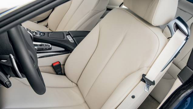 Ancoragem do cinto é feita no encosto do banco | <a href="https://quatrorodas.abril.com.br/carros/lancamentos/bmw-serie-6-gran-coupe-740122.shtml" rel="migration">Leia mais</a> Ancoragem do cinto é feita no encosto do banco | <a href="https://quatrorodas.abril.com.br/carros/lancamentos/bmw-serie-6-gran-coupe-740122.shtml" rel="migration">Leia mais</a>